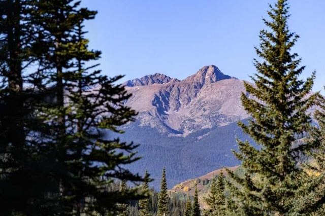 Colorado Toursim Office_3x2